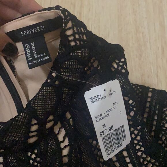 NWT Forever 21 Thick Black Lace Dress - Picture 8 of 10